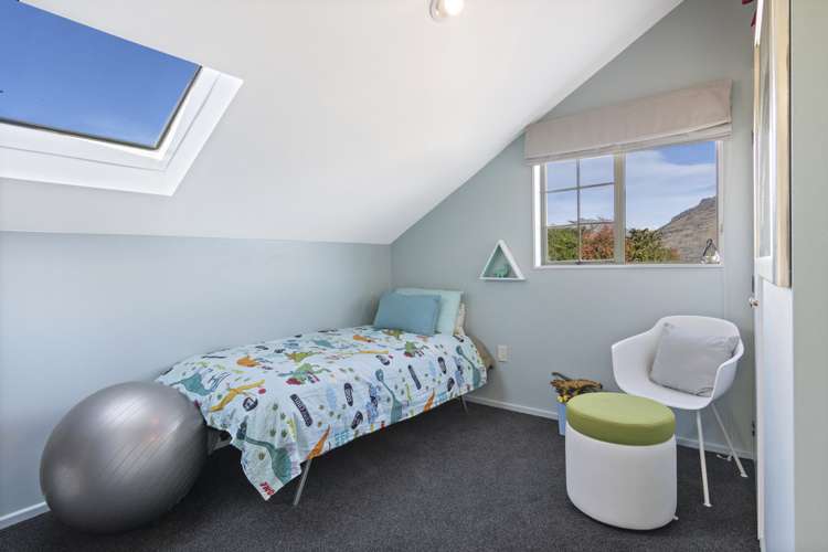 1 Larch Court Kelvin Heights_14