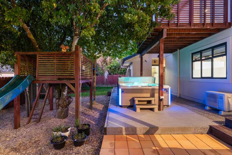 11 Churchouse Road Greenhithe_27