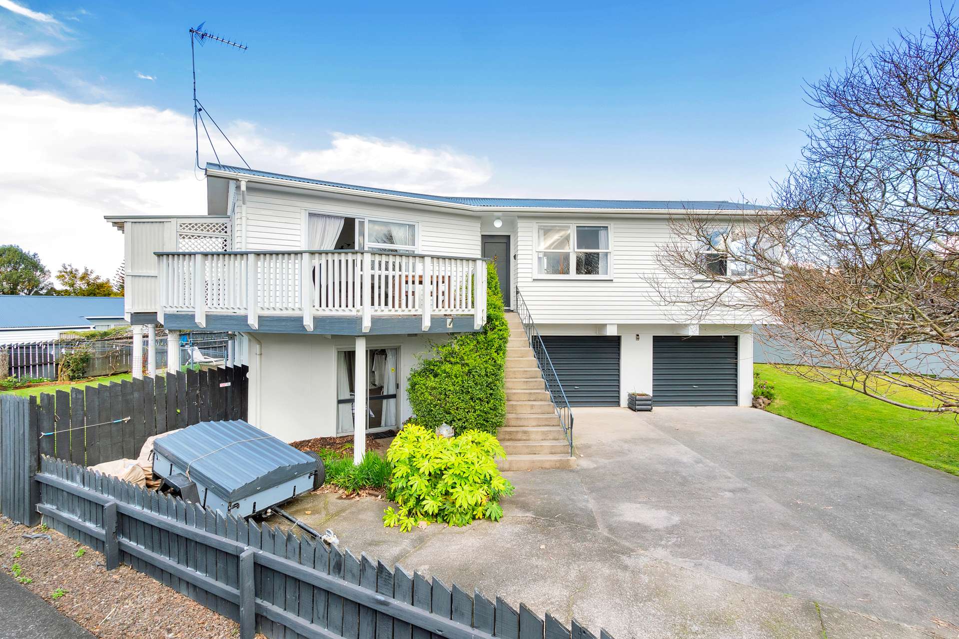 9 Bodi Place Te Atatu South_0