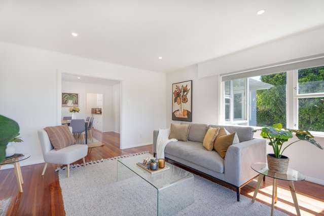 64 Helston Road Paparangi_3