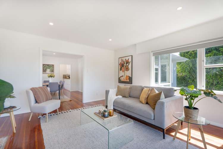 64 Helston Road Paparangi_3