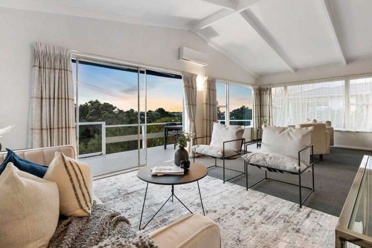 36 Mayfair Crescent Mairangi Bay_3