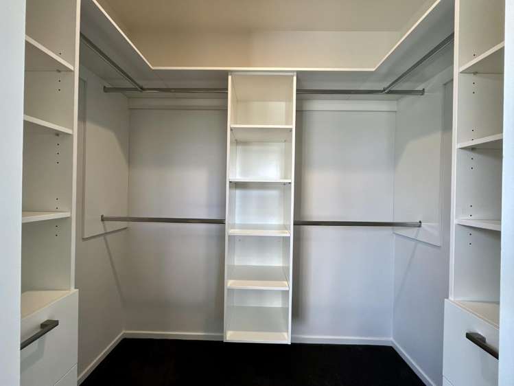 54 Grayshott Avenue 1411_11