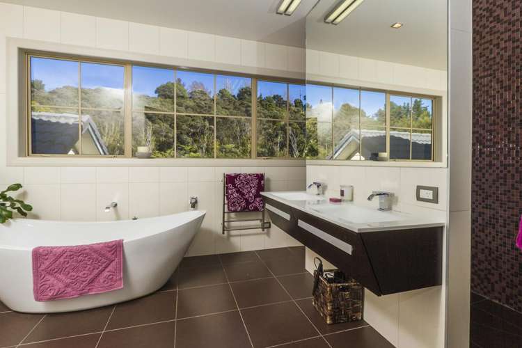 121 Wade River Road Stanmore Bay_15