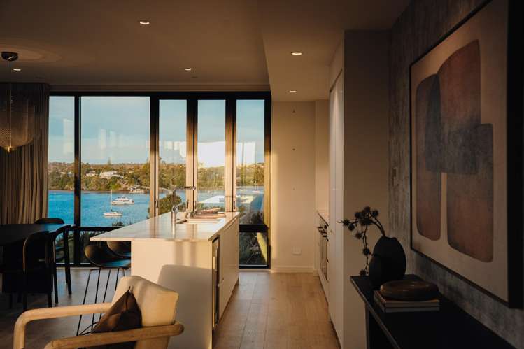 201/45 Hudson Bay Road Hobsonville_5