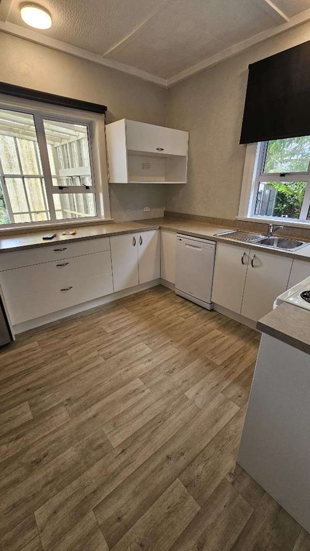 72 Broadway Waitara_2