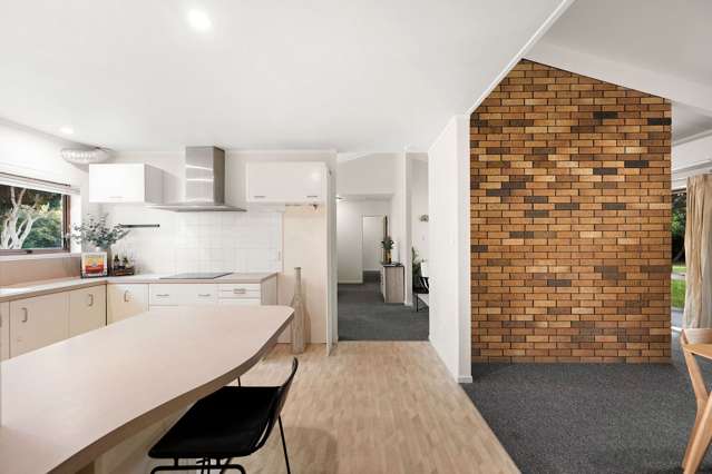 60 Pulham Crescent Queenwood_3