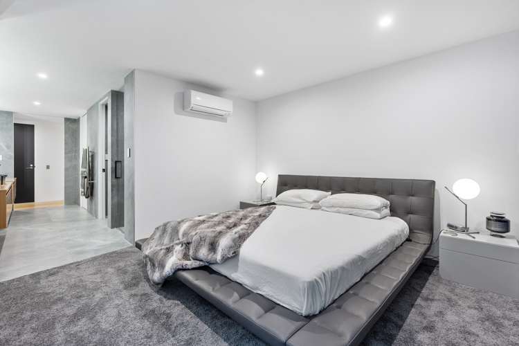 314a Hurstmere Road Takapuna_17