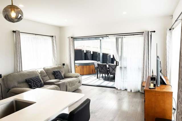 3 Whale Bay Rise Gulf Harbour_4