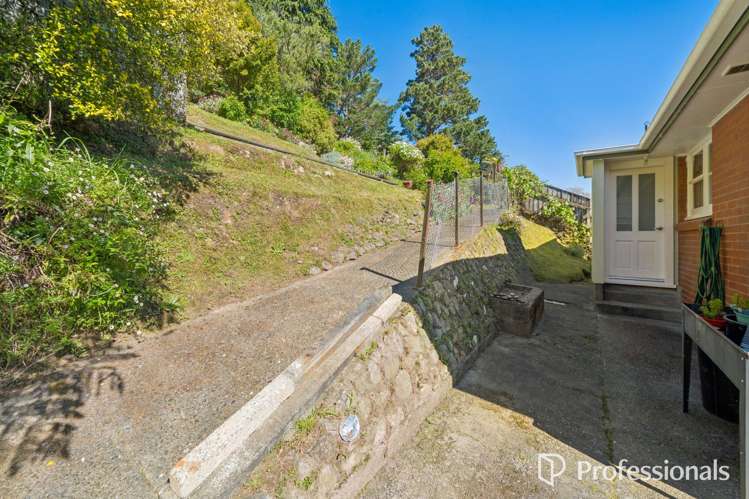 57 Coast Road Wainuiomata_17