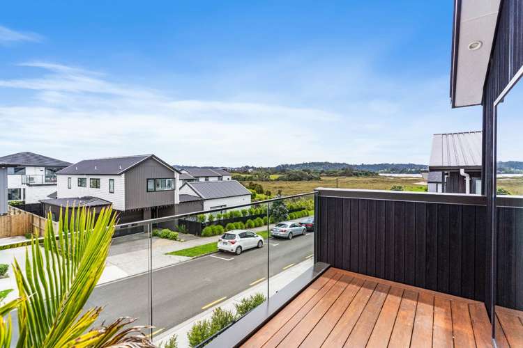 3 Treloar Crescent Hobsonville_15