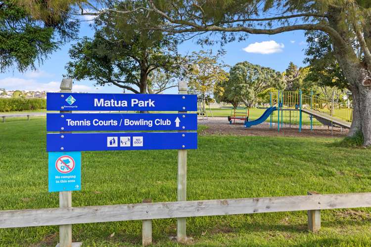 99 Levers Road Matua_13