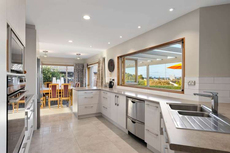 111 Grovenor Drive Orewa_5