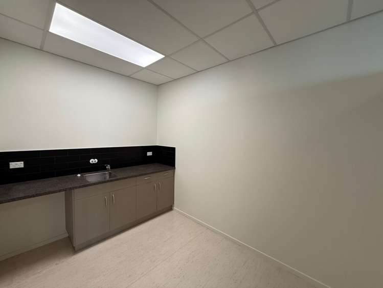 205 Hastings Street South Hastings Central_7