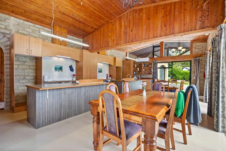 7 Valencia Place Matapouri_10