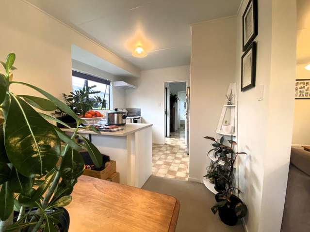 1420B Woodstock Avenue 10490_3