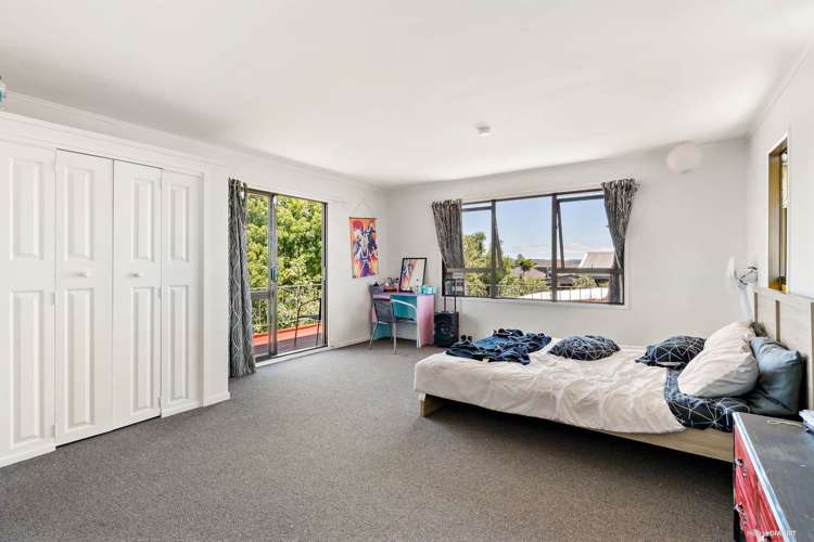 204 Te Atatu Road Te Atatu South_11