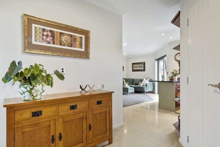 232 Hill Road The Gardens_17