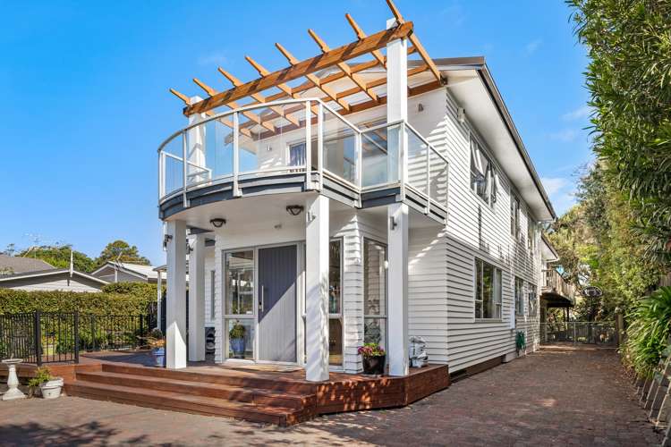 1279 Whangaparaoa Road Gulf Harbour_24