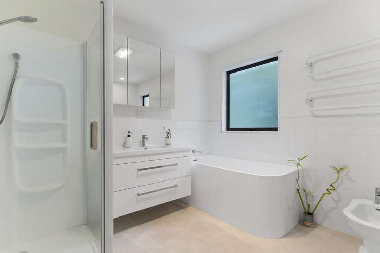 25 Coromandel Crescent Mairangi Bay_20