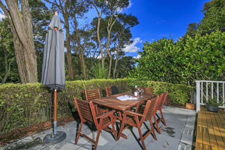 7/12 Herons Way Northcote_17