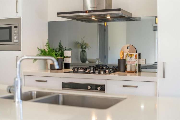 34 Te Kaeaea Crescent Wallaceville_10