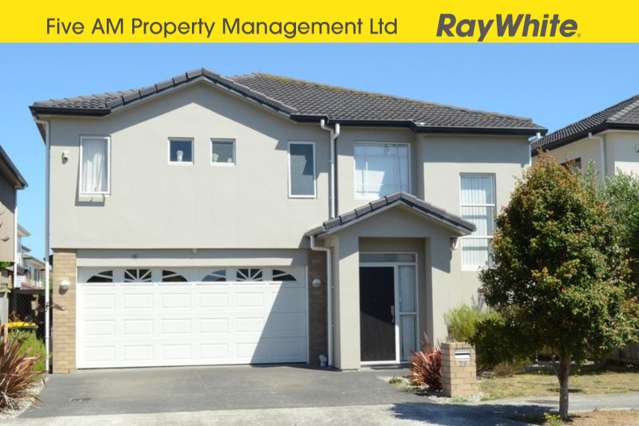 5 Bedrooms in Flat Bush