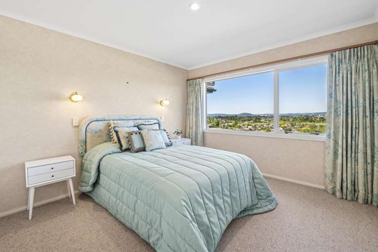 22 Cobbe Place Pomare_16