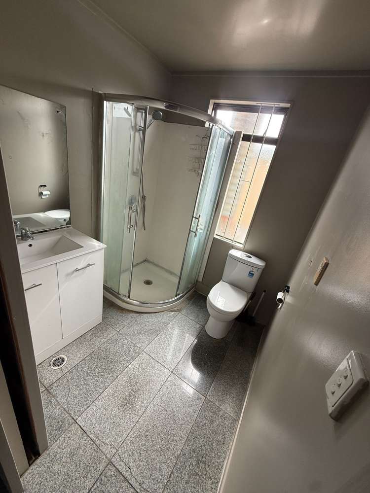 B/13 Mount Smart Road Royal Oak_16