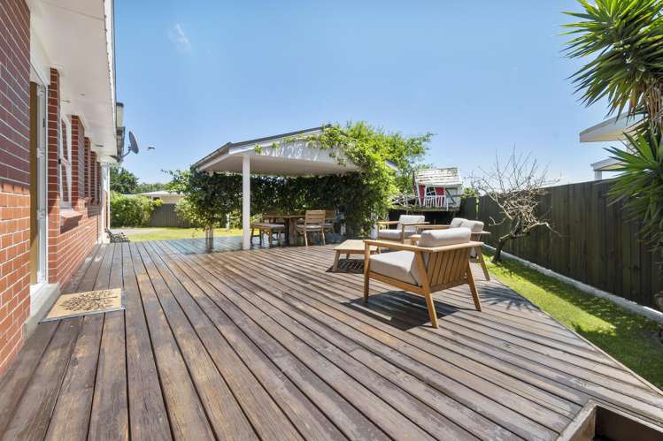 6 High Street Bulls_6