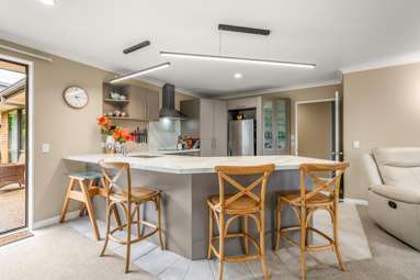 12 Chesterton Drive_3