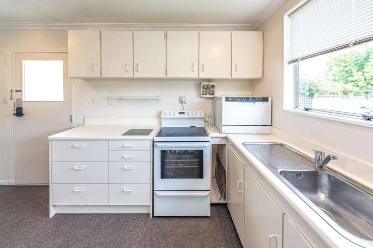 2/28 Moana Street Whanganui East_12