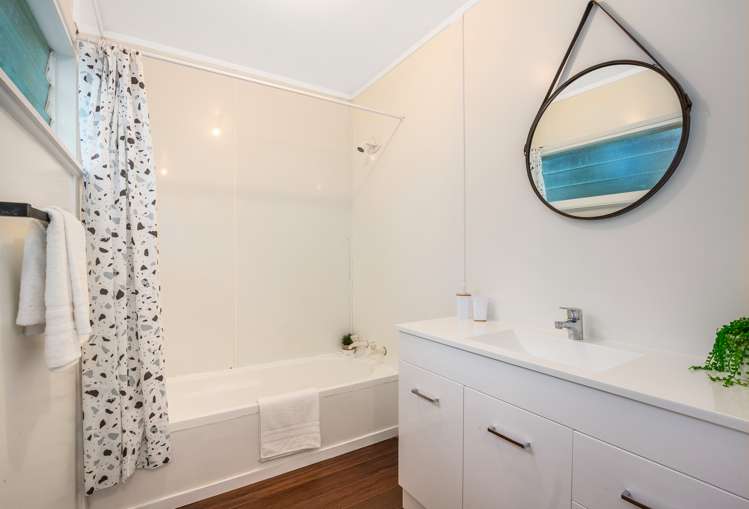 20 Jocelyn Crescent Pinehaven_14