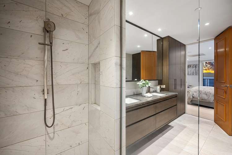 6b/173 Hurstmere Road Takapuna_21