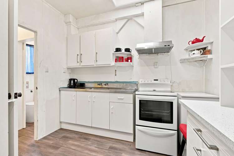 4 Westwood Street Bellevue_16