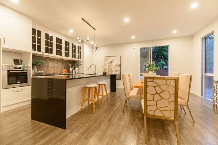 39 Remuremu Street Long Bay_16