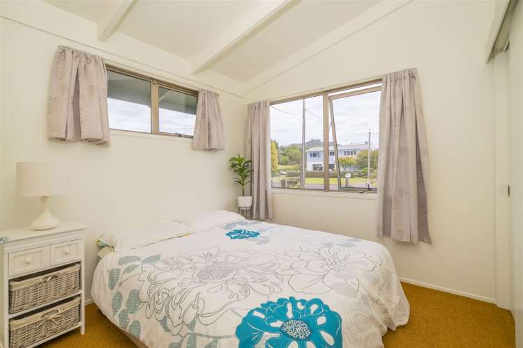 27 Hornsea Road Tairua_11