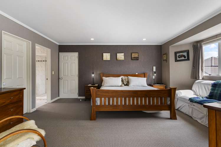 29 Bronte Place Somerville_11