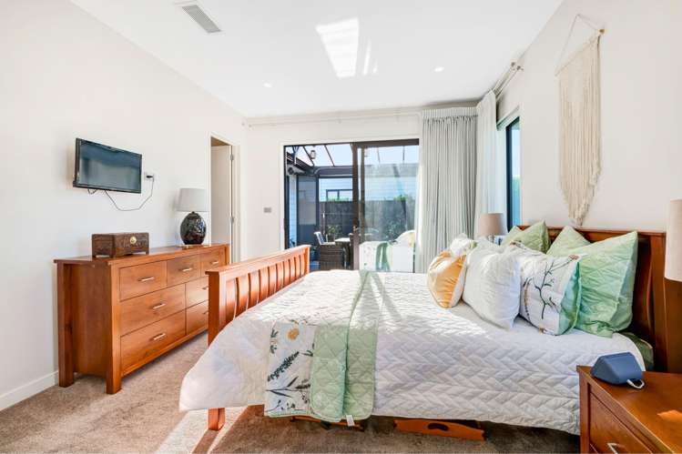 4 Spark Road Wainui_16