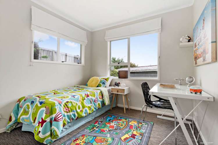 14 Seakens Way Glen Eden_13