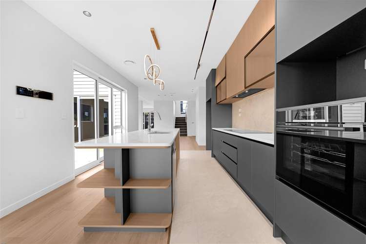 5 Hapukupuku Avenue Beachlands_14