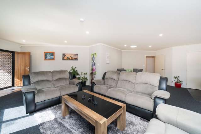 112 Long Melford Road Awapuni_1
