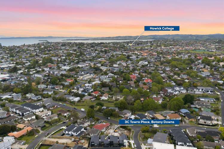 3B & 3C Towra Place Botany Downs_26