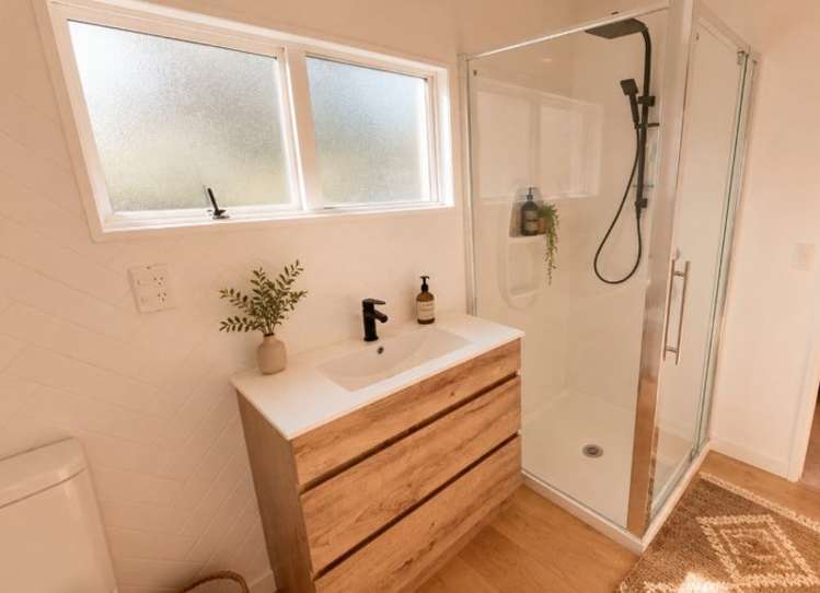 4 Ridvan Grove Ngaio_10
