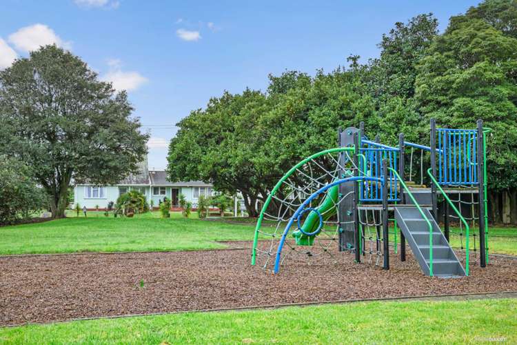 5 Harwood Crescent Otara_7