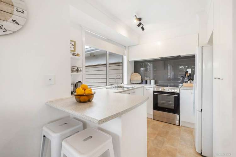 2a Shanley Crescent Waiuku_6