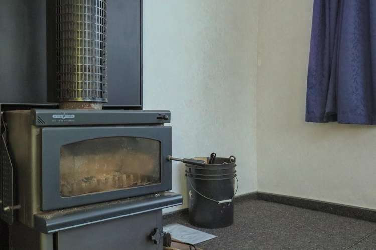 1 Ross Street Dunollie_16