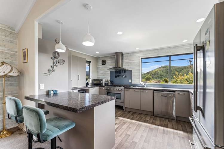 60 Moana View Road Waikawa_7