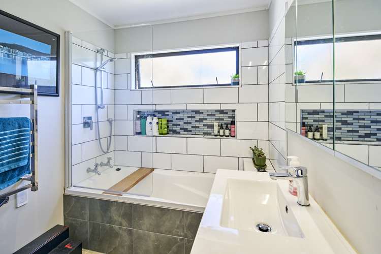 25 Tukanae Street Strathmore Park_11