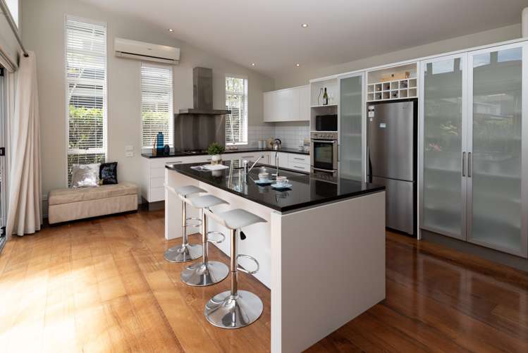 12 Tranquility Rise Mellons Bay_9